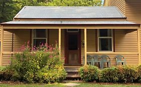 Creek Cottage